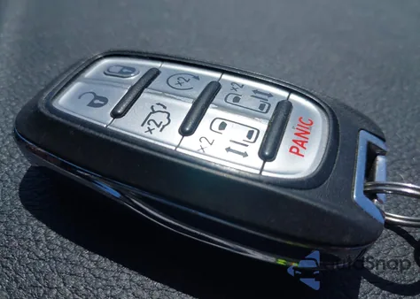 2022 Chrysler Pacifica Hybrid Limited z USA, uszkodzony, nr VIN 2C4RC1S76NR135530